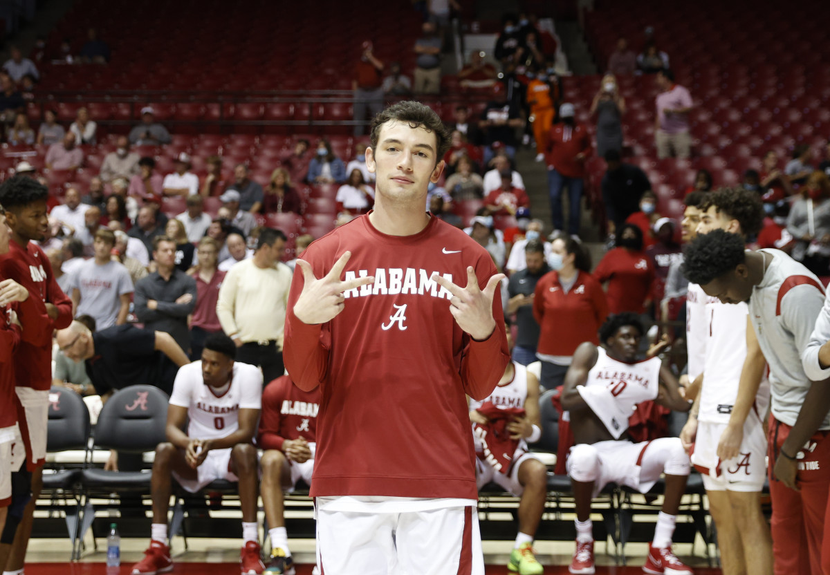 Tyler Barnes